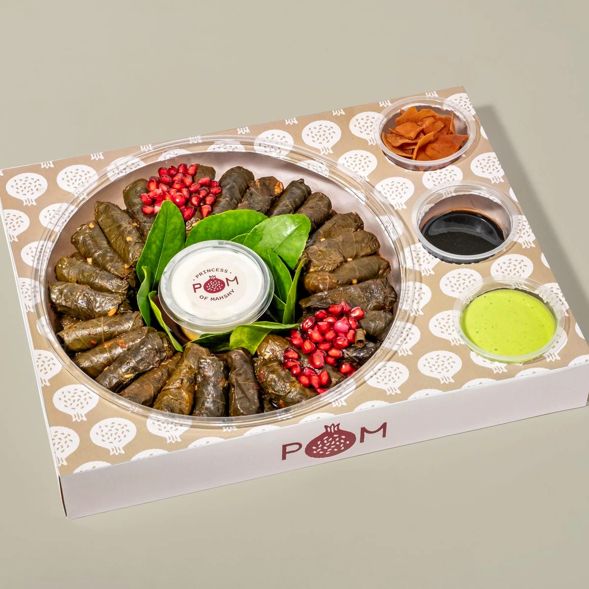 Waraq enab fatteh Platter